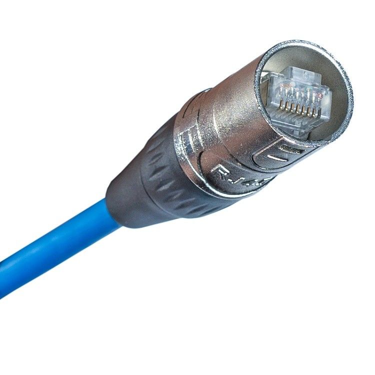 Cable Ethernet RJ45 avec connecteur EtherCON couleur bleue blindée